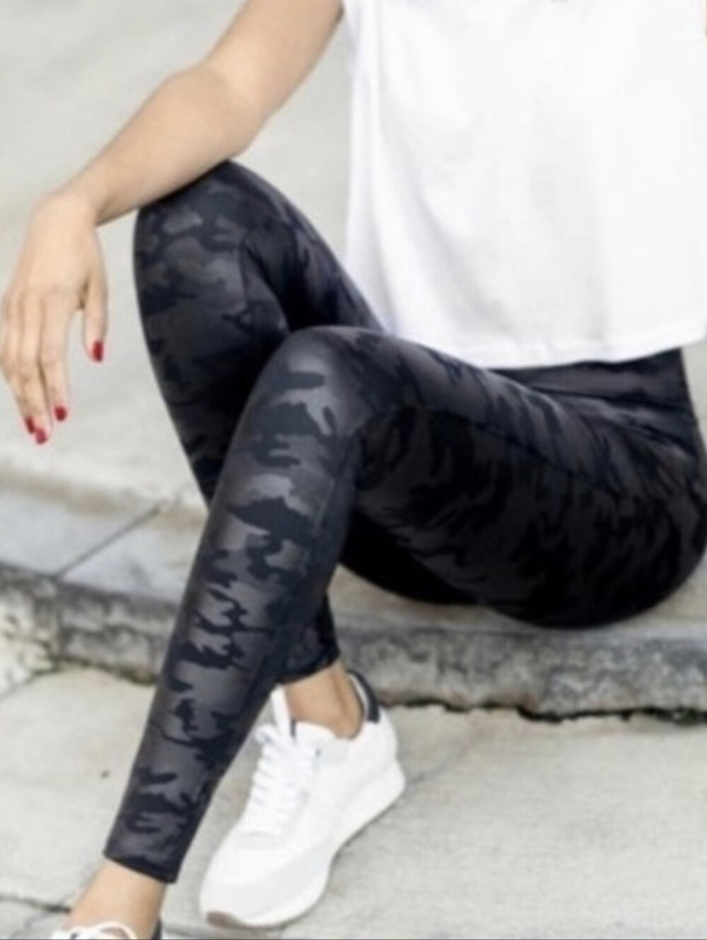 Spanx High-Rise Faux Leather Black Camo Leggings 20185R - Size M